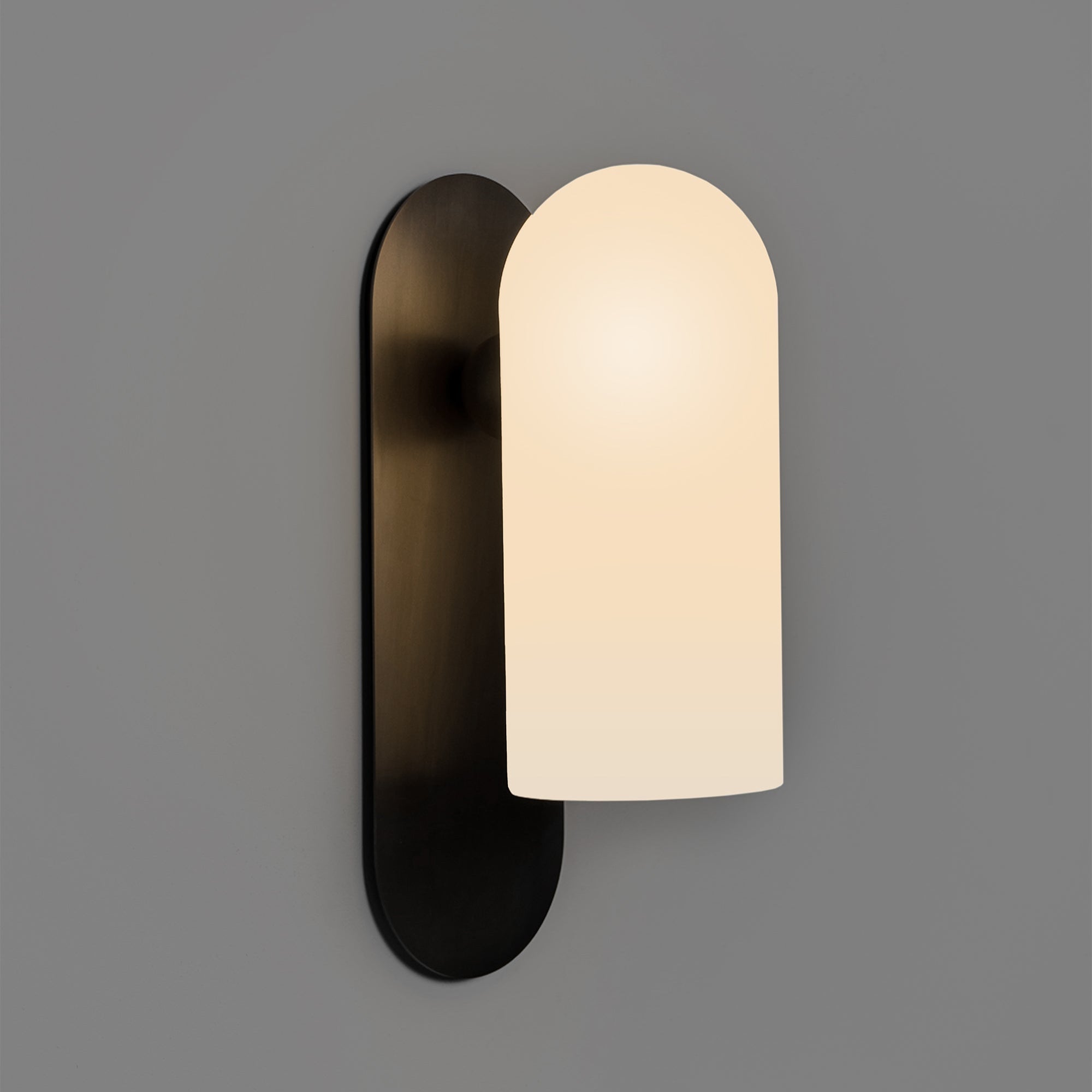 Schwung Odyssey Black Gunmetal Wall Light | Medium